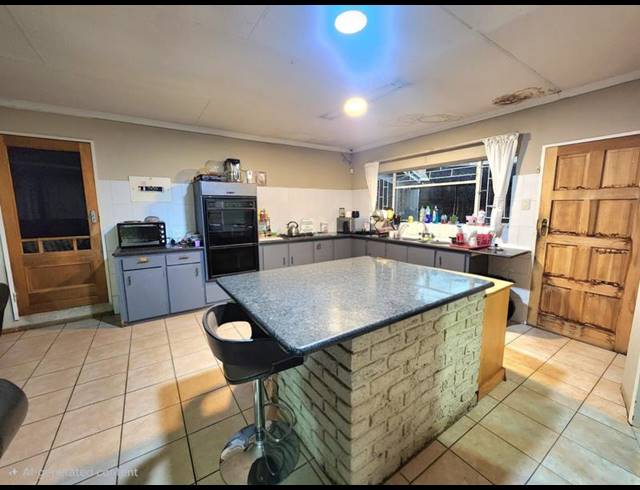 3 BEDROOM HOUSE FOR SALE IN ROOIHUISKRAAL